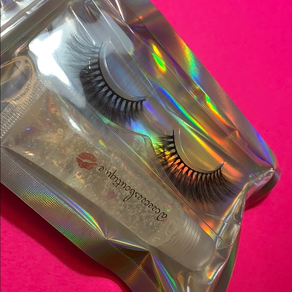 Lash and gloss pack - Picture 1 of 1